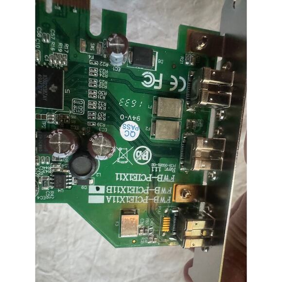 FWB-PCIE1X11B 3-port OHCI 1.2 Compliant IEEE 1394b to PCI Express x1 Host Card - Picture 7 of 7